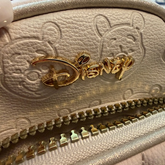 Disney Winnie the Pooh Cream and Gold Crossbody Bag - Picture 5 of 10